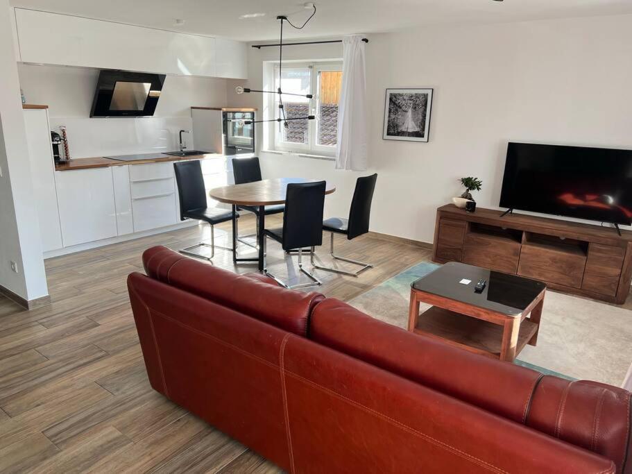 Gemuetliche Wohnung Mit Grosser Terrasse Брукмюль Экстерьер фото